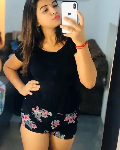 Bagnan Escorts